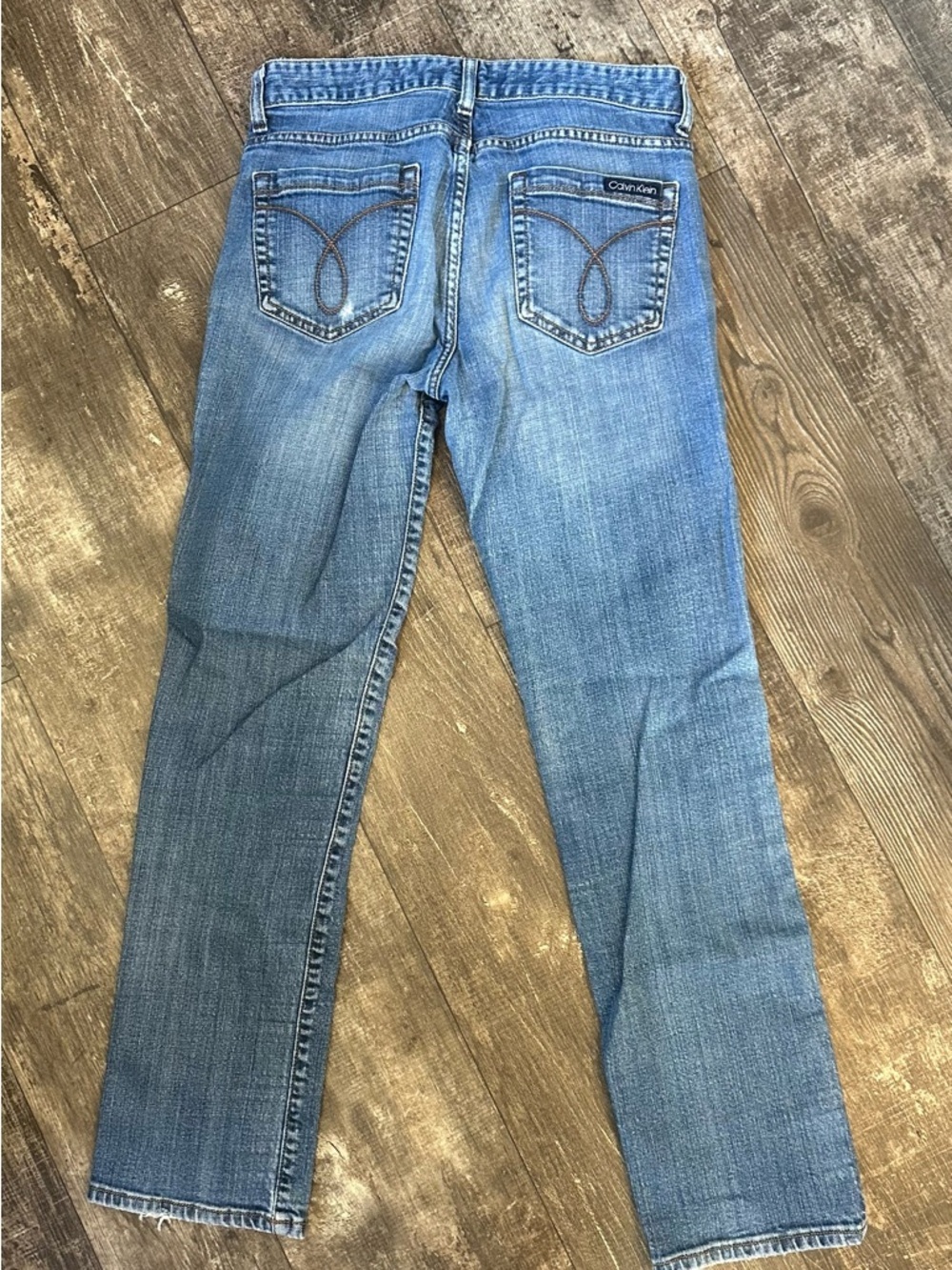 Calvin Klein Vintage Woman’s Straight Leg Cotton Jeans Size 28/6 - Picture 2 of 9